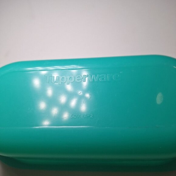 Tupperware Green Butter Dish Lid 1 Stick Capacity 5080A Plastic Teal Small Round - Picture 5 of 6